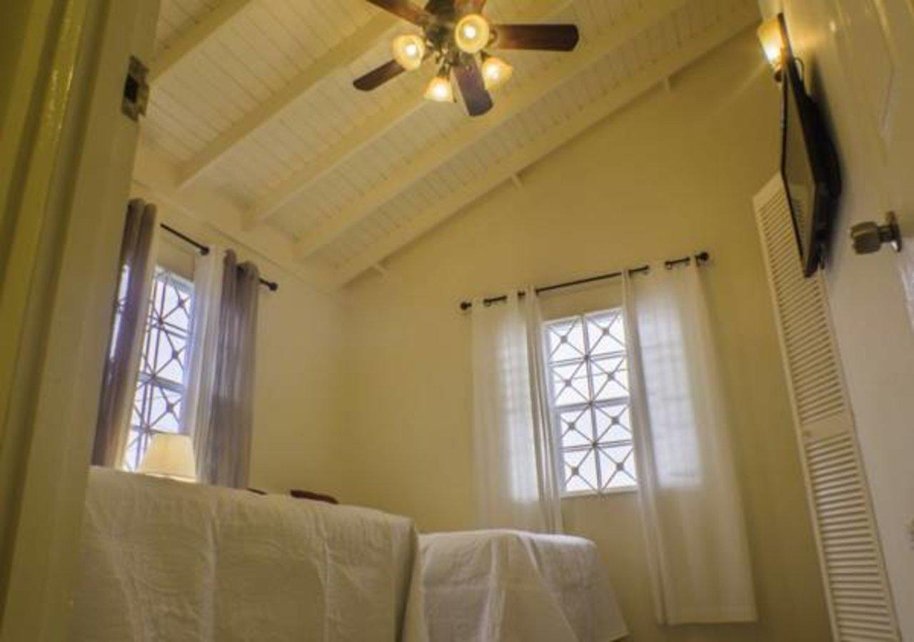 N2N Suites - Ochio Rios Vacation Home Ocho Ríos Extérieur photo
