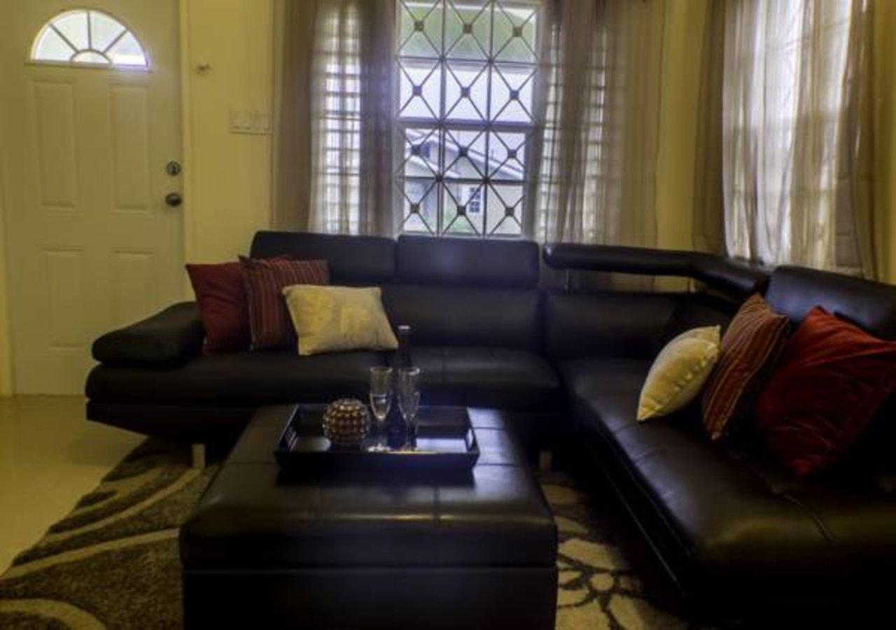 N2N Suites - Ochio Rios Vacation Home Ocho Ríos Extérieur photo